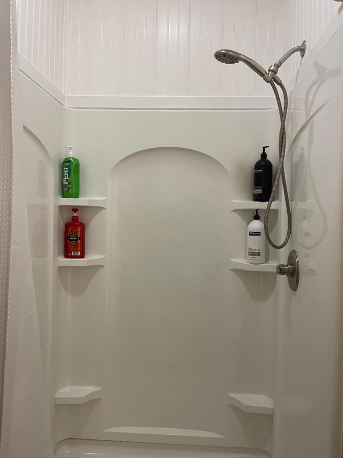 Modern Farmhouse 3 Bed, 2 Bath Apartment, Sleeps 7, Lots Of Space, Steps To Downtown, Honeywell & Eagles Theater Wabash المظهر الخارجي الصورة